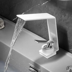 Cascade salle de bain évier mitigeur, robinets de lavabo monocommande avec tuyau chaud et froid en laiton monté sur le pont