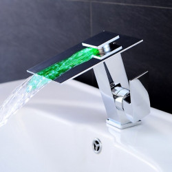 Robinet de salle de bain LED avec bec cascade et changements de couleur, design élégant