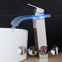 Robinet cascade LED pour évier de salle de bain, design moderne et fonctionnel