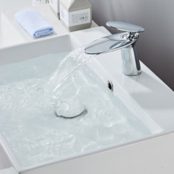 Robinet de lavabo cascade en laiton, style moderne avec eau chaude et froide