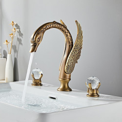 Robinet mitigeur de lavabo en laiton vintage en forme de cygne, design classique avec tuyau d'eau chaude et froide