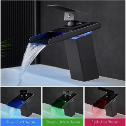 Robinet élégant à bec cascade avec éclairage LED pour lavabo de salle de bain